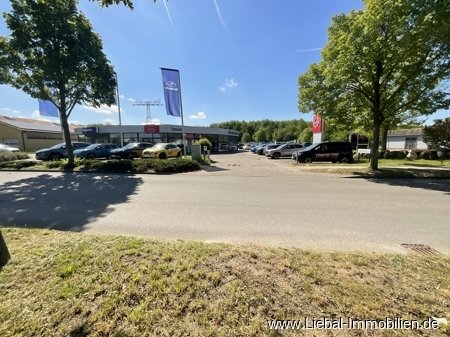 Werkstatt, Autohaus, Freifläche, vielfältige Gewerbemöglichkeiten !!! Werkstatt, Autohaus, Freifläche, vielfältige Gewerbemöglichkeiten !!!